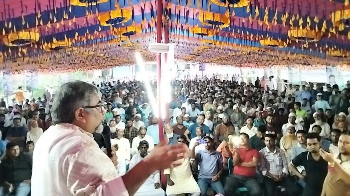 ‘সরকারের কাজ কঠিন করে তুলেছে স্বার্থান্বেষী মহল’