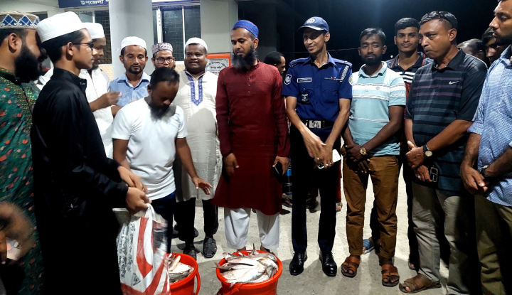 বরগুনায় মা ইলিশ সংরক্ষণ অভিযানে জাল ও মাছ জব্দ