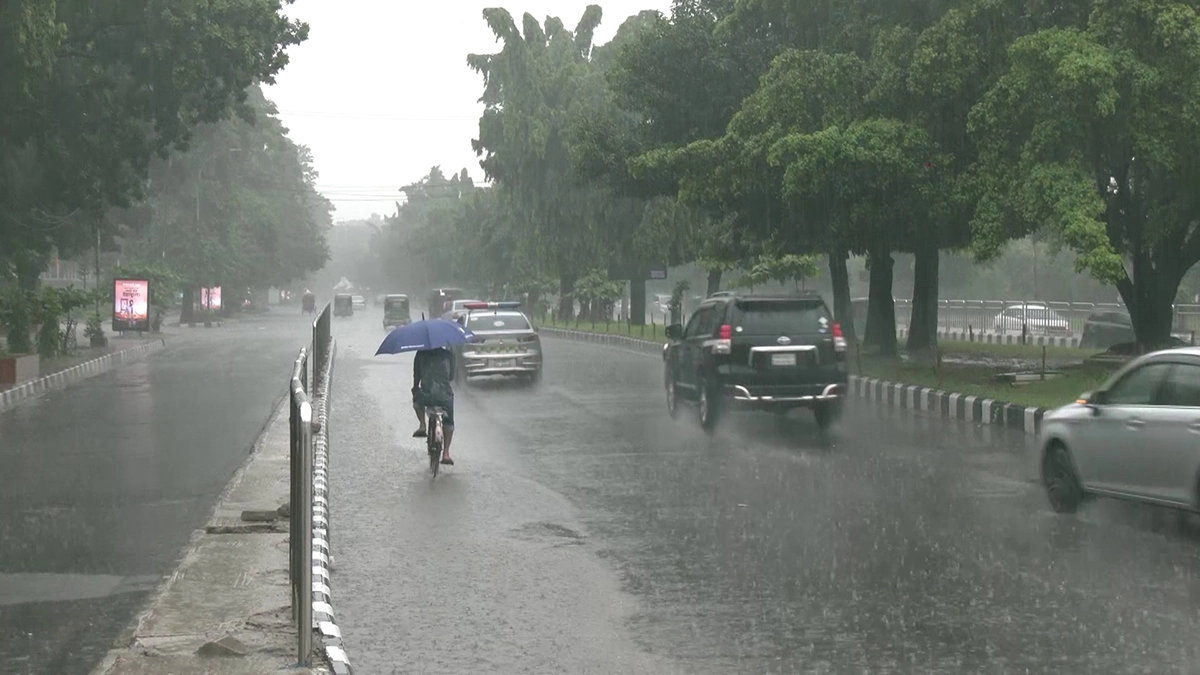 ঢাকায় হতে পারে বজ্রসহ বৃষ্টি