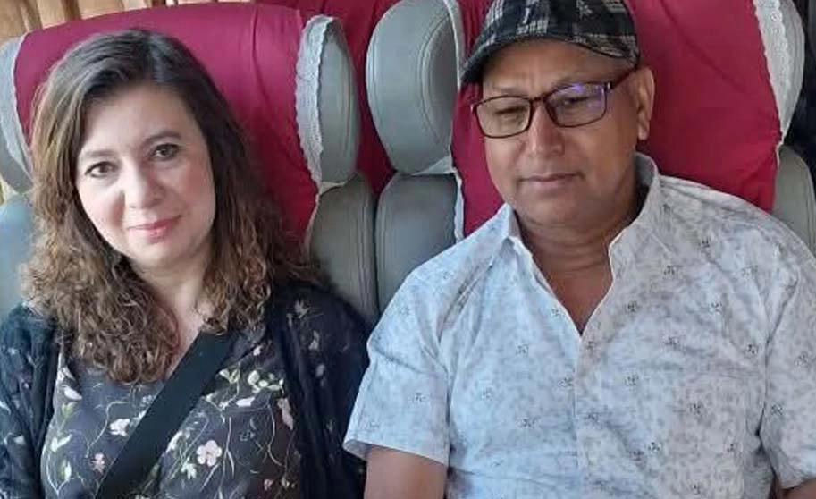 ২৪ বছর পর ডেনমার্ক থেকে স্বামীর ঘরে ফিরলেন স্ত্রী