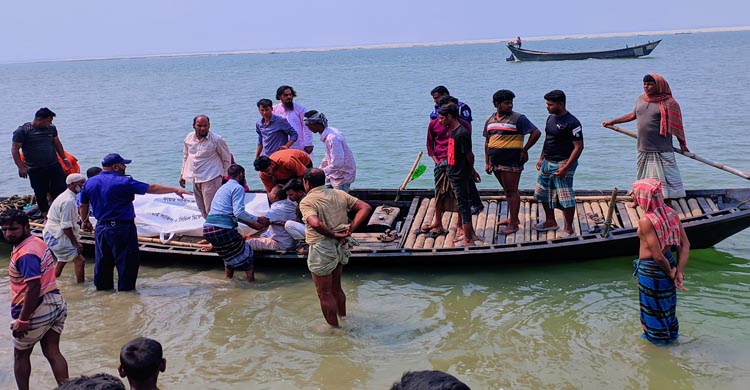 সুজানগরে নৌকা ডুবে স্বামী-স্ত্রীর মৃত্যু