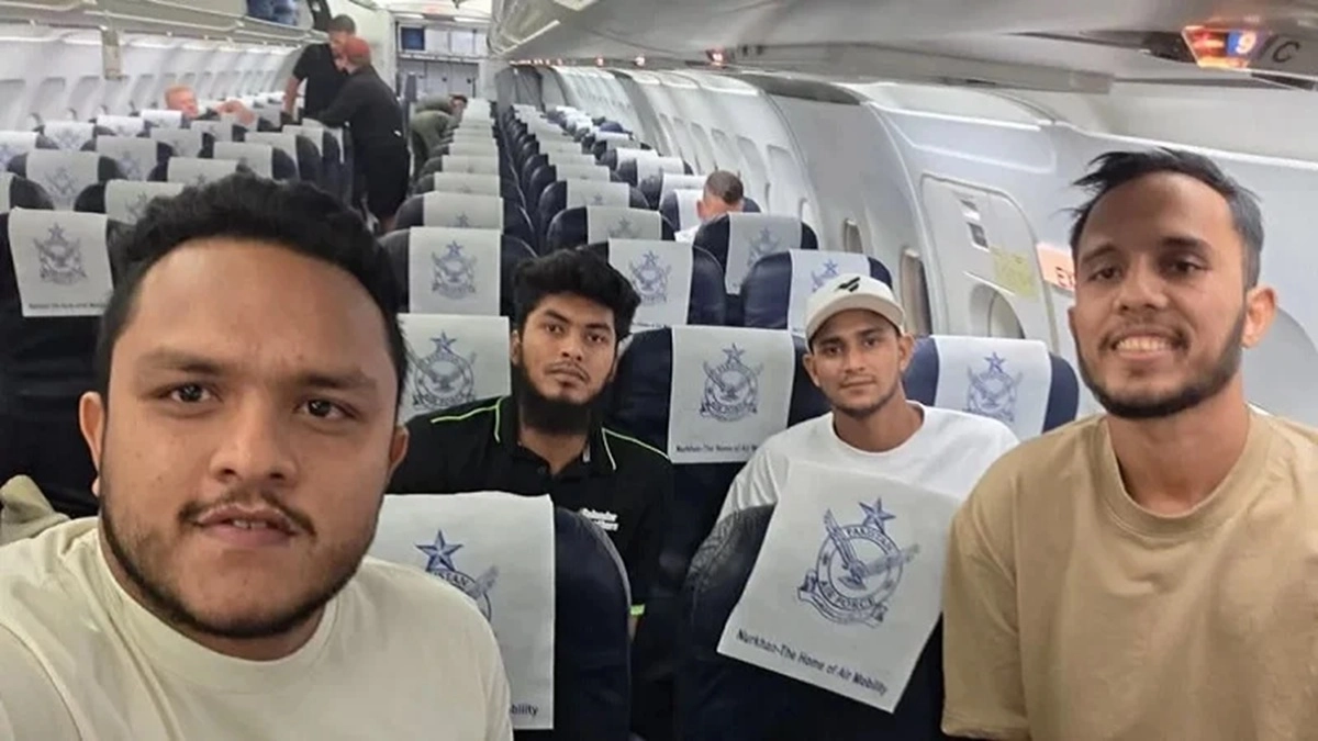 পাকিস্তান থেকে নিরাপদে দেশে ফিরলেন রিশাদ-নাহিদ