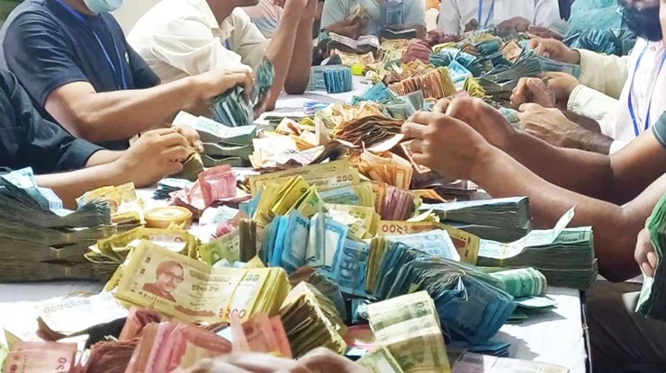 পাগলা মসজিদের দানবাক্সে মিলল রেকর্ড ৮ কোটি ২১ লাখ টাকা