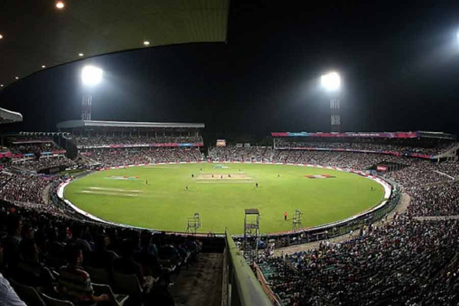 ইডেনে খেলা চলাকালীন বোমা হামলার হুমকি