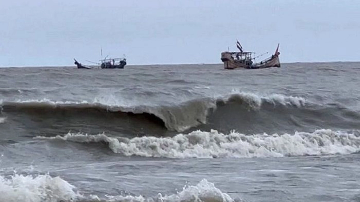 সমুদ্র বন্দরকে ৩ নম্বর স্থানীয় সতর্কসংকেত দেখাতে বলা হয়েছে। ছবি- সংগৃহীত