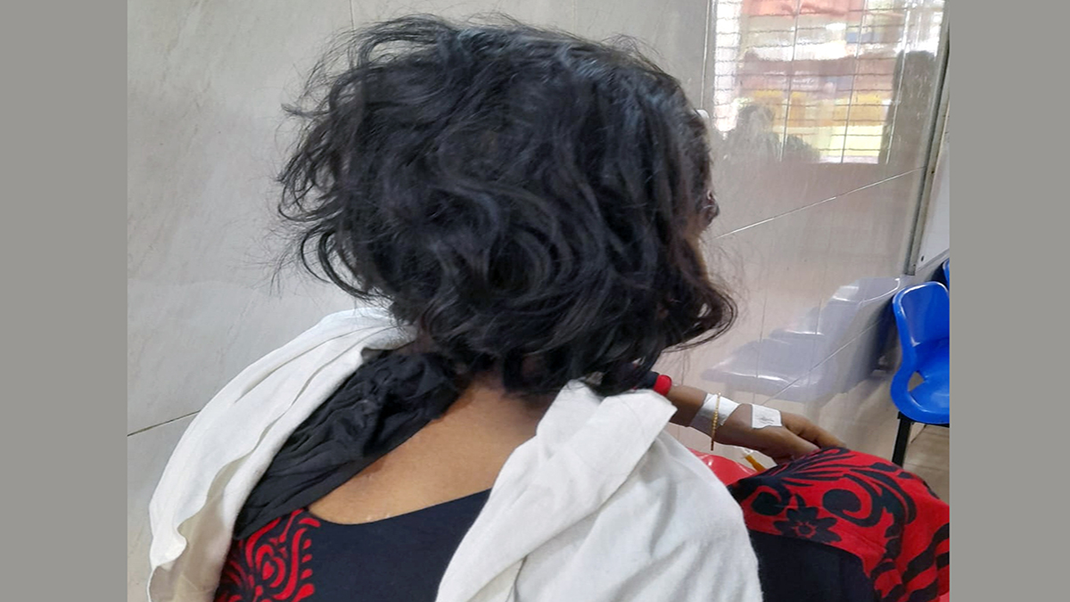 আদমদীঘিতে গৃহবধূর মাথার চুল কেটে নির্যাতন, শাশুড়ি গ্রেপ্তার