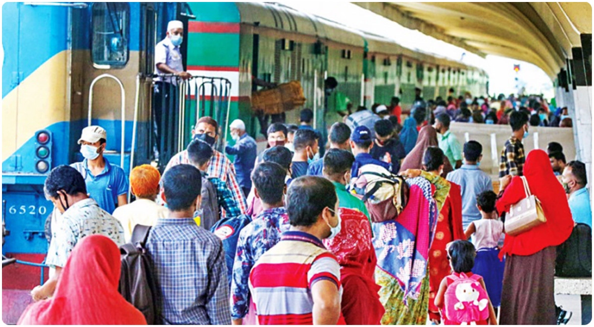 টানা ৯ দিনের ছুটিতে যাচ্ছেন চাকরিজীবীরা, ফাঁকা হচ্ছে রাজধানী
