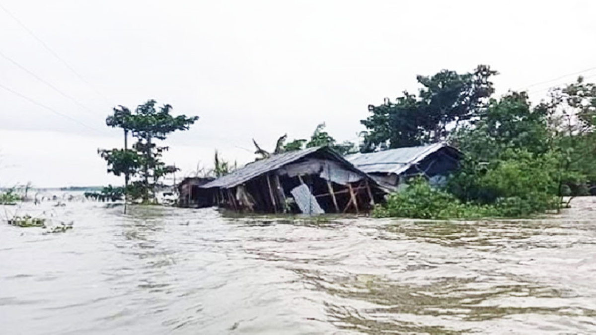 ১১ জেলায় স্বল্পমেয়াদি বন্যা পরিস্থিতি তৈরির আশঙ্কা করছে বন্যা পূর্বাভাস ও সতর্কীকরণ কেন্দ্র। ছবি- সংগৃহীত