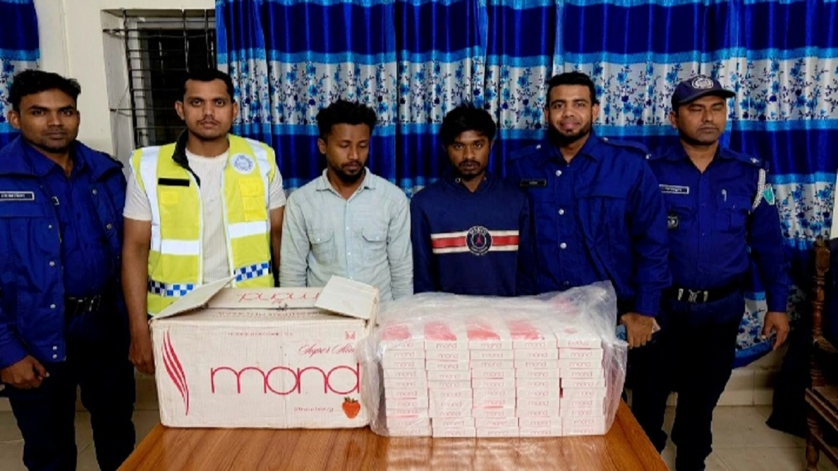 কমলগঞ্জে  ১০ হাজার বিদেশী সিগারেটসহ আটক ২