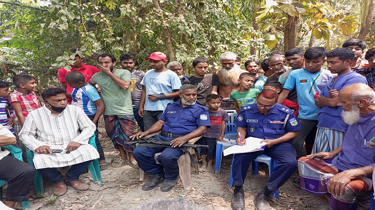 চার সন্তানের জননীর রহস্যজনক মৃত্যু, স্বামীসহ আটক ৪