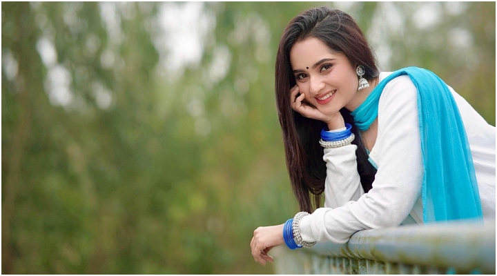 ওটিটিতে আসছেন কেয়া পায়েল