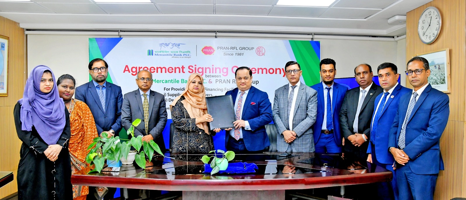 মার্কেন্টাইল ব্যাংক ও প্রাণ-আরএফএল গ্রুপের মধ্যে দুটি চুক্তি স্বাক্ষর