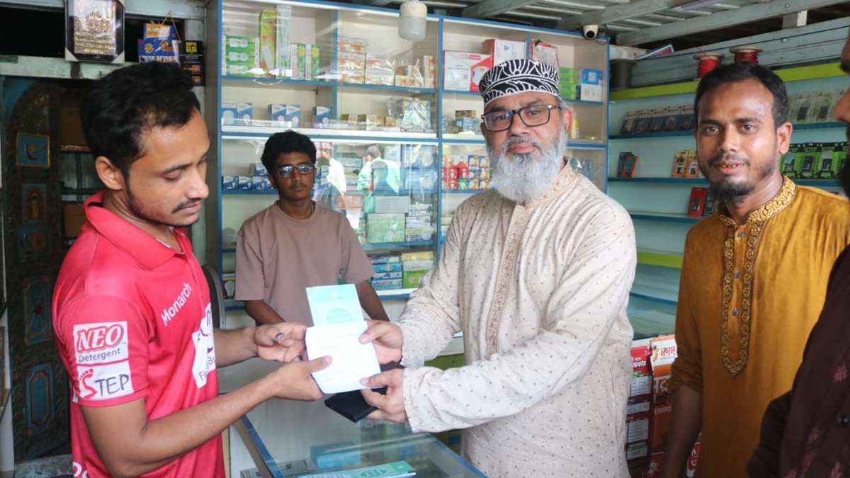 পিরোজপুরে জামায়াতে যোগ দিলেন ১৫ হিন্দু