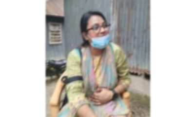 বিয়ের দাবিতে হিন্দু প্রেমিকের বাড়িতে মুসলিম তরুণীর অনশন