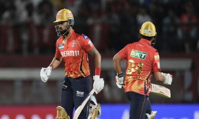 টস জিতে ব্যাটিংয়ে পাঞ্জাব কিংস