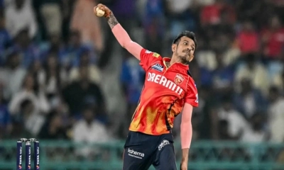 ফাইনালে বল হাতে নিয়েই উইকেট শিকার চাহালের