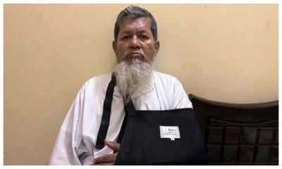 লক্ষ্মীপুরে তথ্য উপদেষ্টা মাহফুজ আলমের বাবার ওপর হামলা