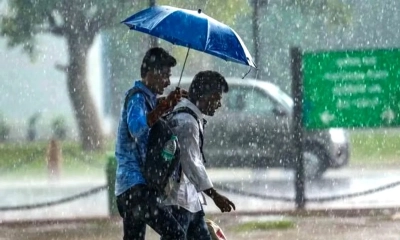 রাজধানীসহ ১৪ অঞ্চলে বজ্রবৃষ্টির পূর্বাভাস