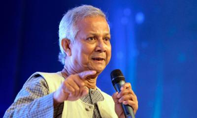 মাঠ পর্যায়ের প্রশাসনই আসল সরকার: প্রধান উপদেষ্টা