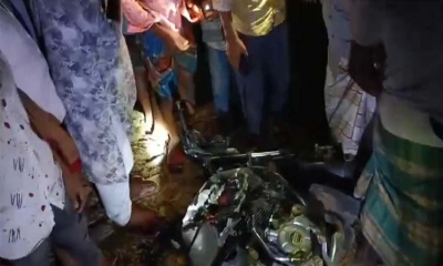 কালিয়াকৈরে ব্যবসায়ীকে কুপিয়ে হত্যা, দুই ডাকাত আটক