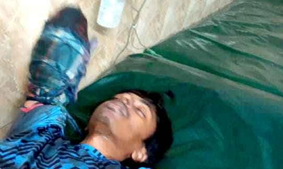 দুর্বৃত্তদের হামলায় যুবকের দুই হাতের কবজি বিচ্ছিন্ন