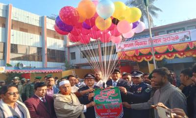 উল্লাপাড়ায় বিজয় দিবসে বিজয় মেলার উদ্বোধন