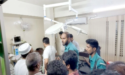 অপারেশন থিয়েটারে ঢুকে চিকিৎসককে গ্রেপ্তার করে ডিবি পুলিশ। ছবি- সংগৃহীত
