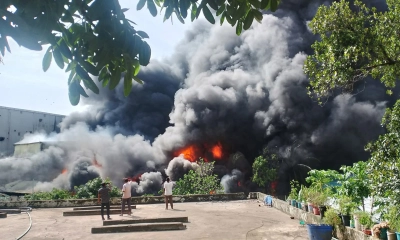 কর্ণফুলী ইপিজেডে ভয়াবহ আগুন, নিয়ন্ত্রণে ৮ ইউনিট
