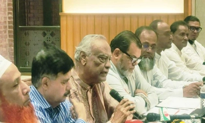 জনগণের নির্বাচিত প্রতিনিধিদের হাতে রাষ্ট্রক্ষমতা হস্তান্তর হোক