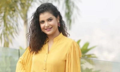 আপনার কি আমার শর্টস পরা ছবি দেখার খুব ইচ্ছা?