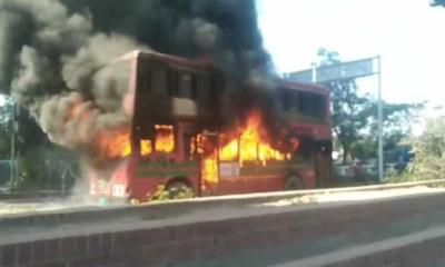 কুড়িলে বিআরটিসির বাসে আগুন