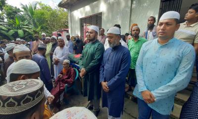 ছেলের টানে আন্দোলন গিয়ে আনসারদের হামলায় আহত হয়ে প্রাণ গেল বাবার