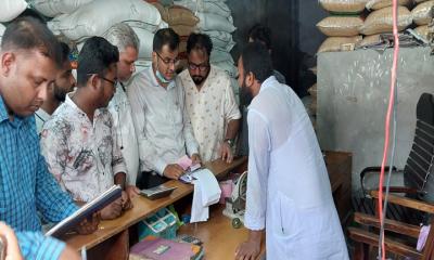 সৈয়দপুরে টাস্কফোর্সের বাজার তদারকি অভিযান, জরিমানা