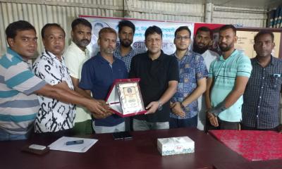 ওসি‍‍`কে কালাই প্রেসক্লাবের বিদায়ী সংবর্ধনা