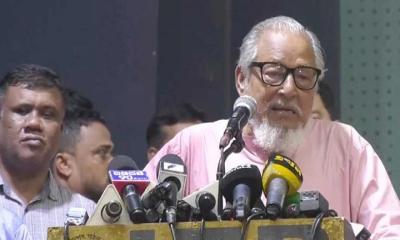 গুজব ছড়িয়ে স্বৈরাচারের দোসরা বিশৃঙ্খলা সৃষ্টির পাঁয়তারা করছে: নজরুল