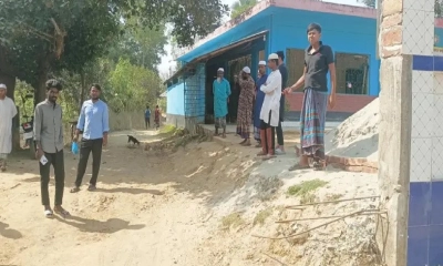 ময়মনসিংহে মসজিদের জমিতে সরকারি রাস্তা নির্মাণের অভিযোগ