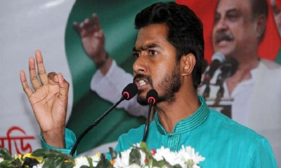 নুরের বিরুদ্ধে মামলা
