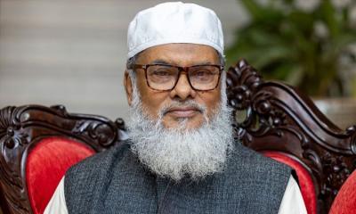 কিছু ভোট সংগ্রহের উদ্দেশে টুইট করেছিলেন ট্রাম্প