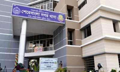 বোমা সদৃশ বস্তু, ফার্মগেটে চলছে পুলিশের অভিযান