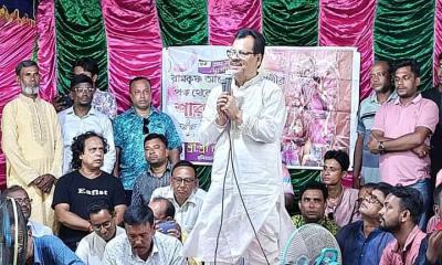 ‘কোন হিন্দু ধর্মালম্বীদের উপর আঘাত আসলে সামনে থেকে তা প্রতিহত করবো’