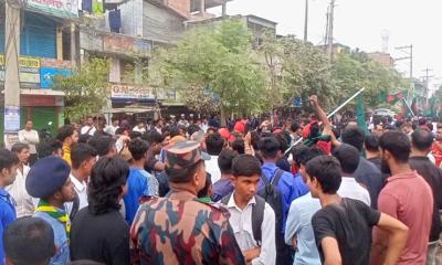 বেনাপোলে ছাত্র সমাজের সার্বভৌমত্বের পদযাত্রা
