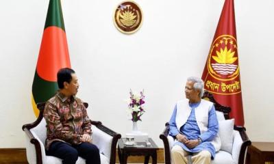আসিয়ানের সদস্য হতে ইন্দোনেশিয়ার সমর্থন চান ড. ইউনূস
