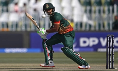 তামিমের উইকেটে ভাঙল শত রানের জুটি