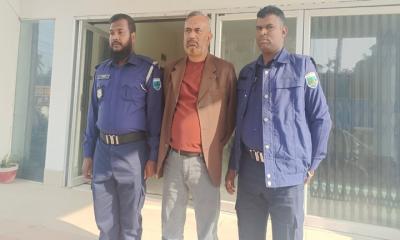 আটক আ.লীগ নেতাকে আদালতে প্রেরণ