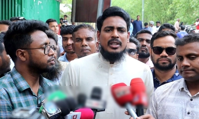 আ. লীগ দেশকে ভারতের কাছে  পুতুল রাষ্ট্র হিসেবে উপস্থাপন করেছে