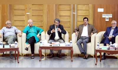 নারীদের কণ্ঠস্বর জুলাই আন্দোলনকে জোরদার করে: আলী রীয়াজ