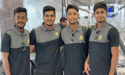 সিরিজ সামনে রেখে রাজশাহীর পথে বাংলাদেশের তরুণরা
