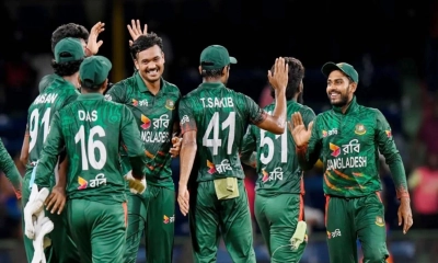 তাসকিনের জোড়া উইকেটে ধুঁকছে শ্রীলঙ্কা