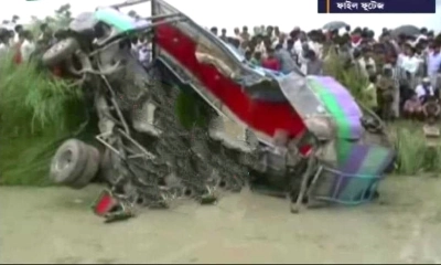 এখনো আঁতকে ওঠেন  বেঁচে ফেরা যাত্রীরা