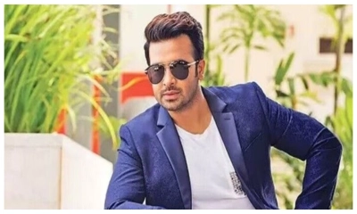 বিদেশি নায়িকায় মজেছেন শাকিব খান